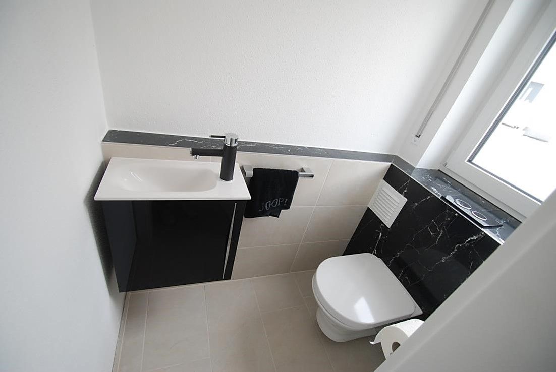 mögliche Ausführungen auch in Kombination mit Badmöbeln